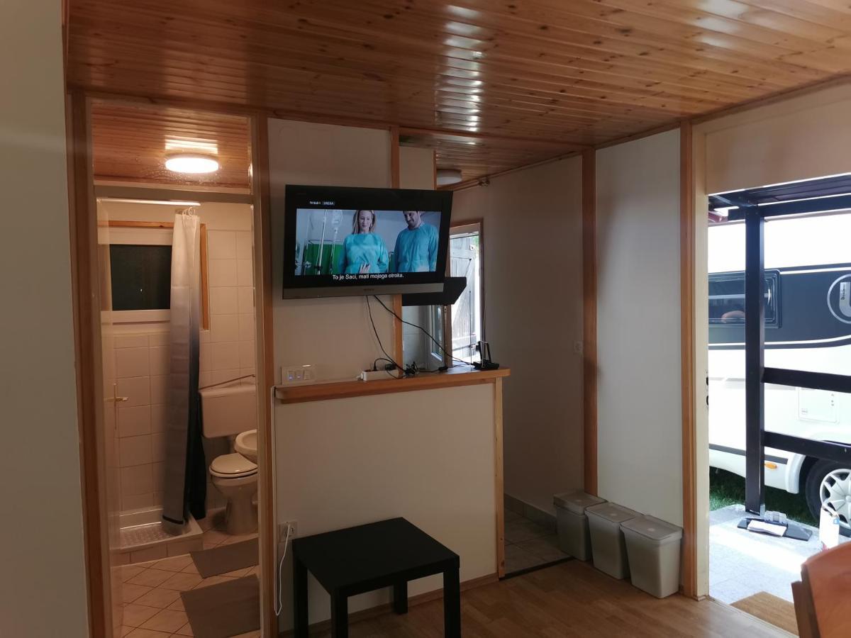 Appartamento Pocitniska Hiska Polovnik Bovec Esterno foto